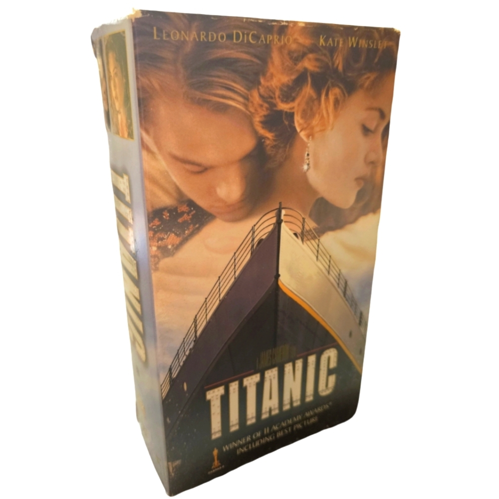 Titanic VHS 2-Tape Set Pre-Owned